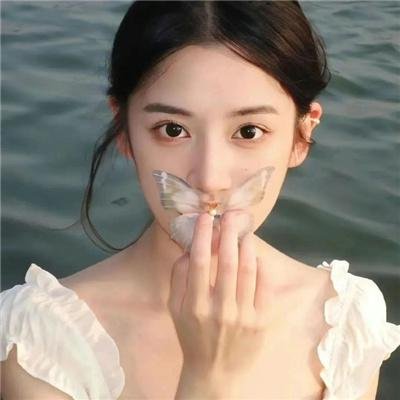 后窗的女人